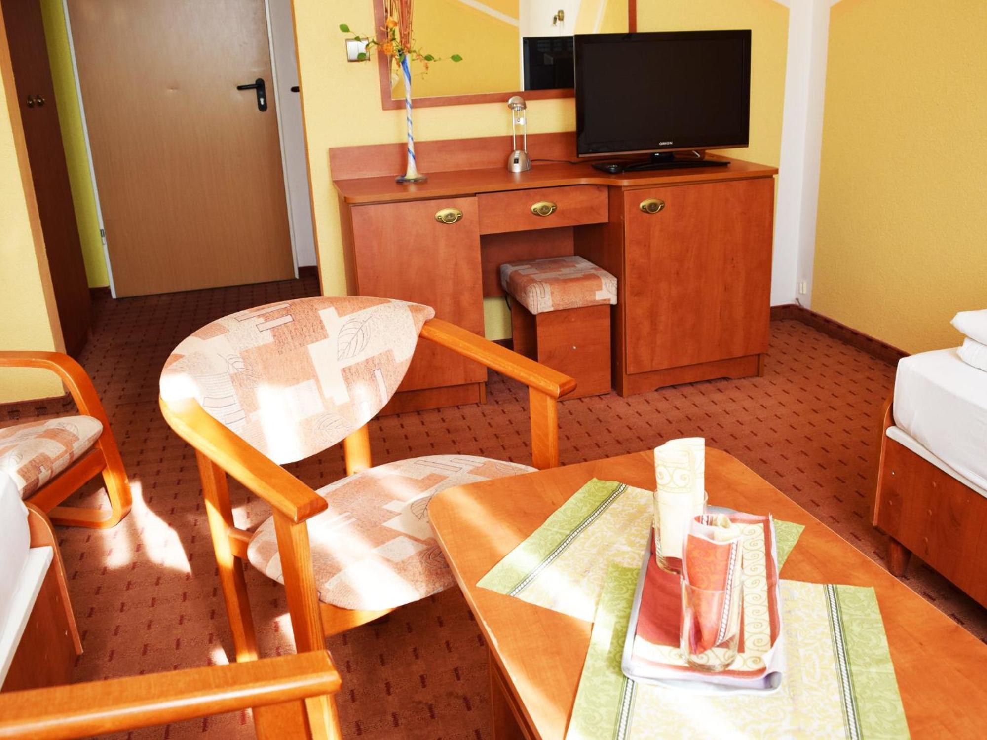 Hotel Jan Zgorzelec Zimmer foto