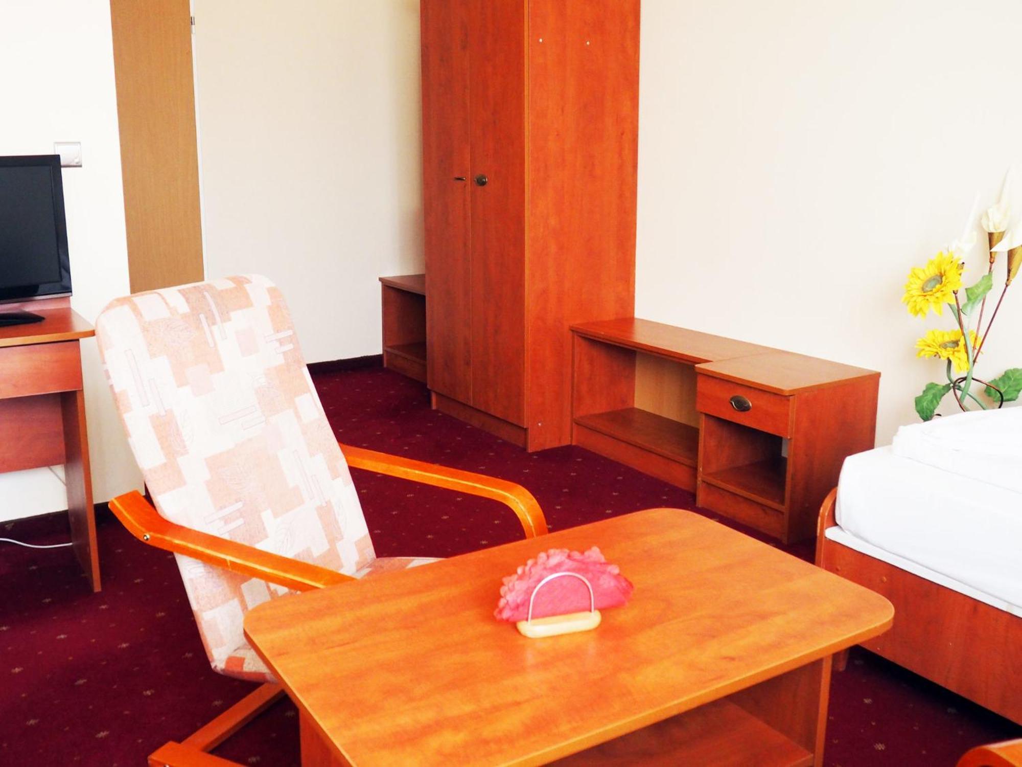 Hotel Jan Zgorzelec Zimmer foto